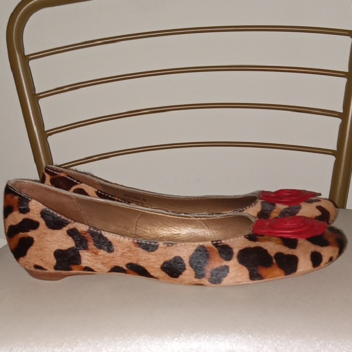 Carlos By Carlos Santana Animal Print Flats With Red Accent